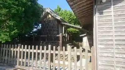 優婆夷宝明神社の本殿・本堂