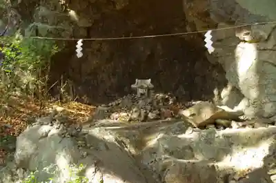 中之嶽神社の末社・摂社