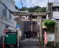 吹上稲荷神社の鳥居