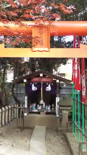 畑子安神社の末社