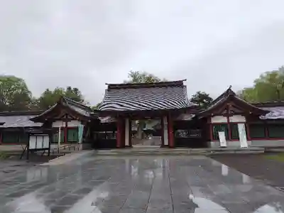 北海道護國神社の山門・神門