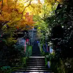 三佛寺の建物その他