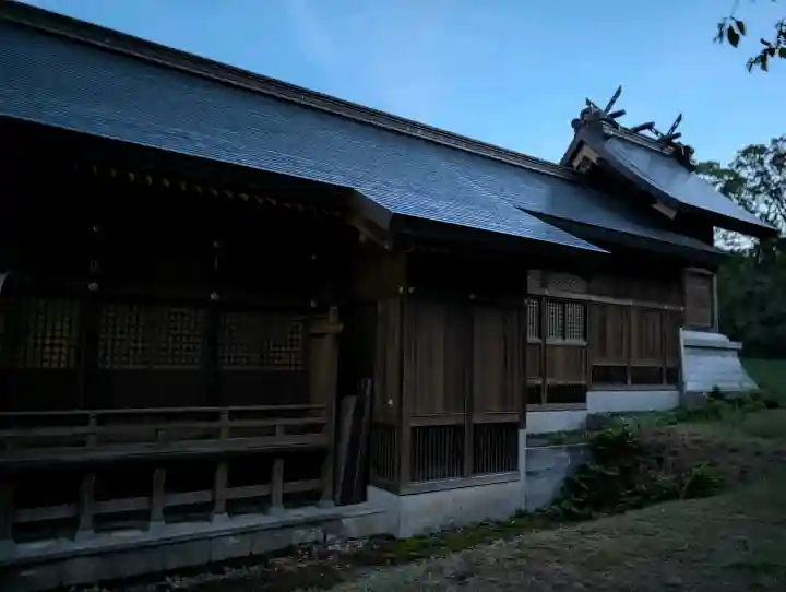 居多神社の{uncategorized: "未分類", other: "その他", undefined: "問題あり", building: "その他建物", grave: "お墓", sacred_gate: "鳥居", guardian: "狛犬", statue: "像", buddha: "仏像", history: "歴史", nature: "自然", garden: "庭園", animal: "動物", pagoda: "塔", temizu: "手水舎", mountain_gate: "山門・神門", sanctuary: "本殿・本堂", subordinate: "末社・摂社", art: "芸術", scenery: "景色", jizo: "地蔵", ema: "絵馬", goshuin: "御朱印", omikuji: "おみくじ", items: "授与品その他", amulet: "お守り", goshuincho: "御朱印帳", eats: "食事", festival: "お祭り", votive_dance: "神楽", shichigosan: "七五三参", wedding: "結婚式", experience: "体験その他", initially: "初詣", around: "周辺", anti_infection: "感染症対策"}