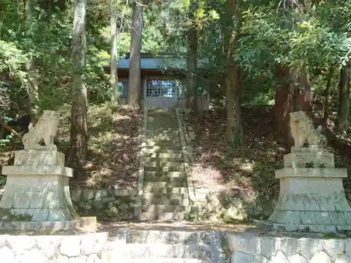 白鳥神社の狛犬