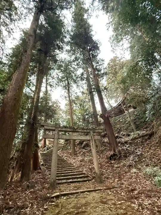 飛鳥川上坐宇須多岐比売命神社(奈良県)