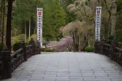 身延山 祖廟拝殿のその他建物