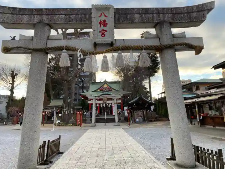 川越八幡宮の{uncategorized: "未分類", other: "その他", undefined: "問題あり", building: "その他建物", grave: "お墓", sacred_gate: "鳥居", guardian: "狛犬", statue: "像", buddha: "仏像", history: "歴史", nature: "自然", garden: "庭園", animal: "動物", pagoda: "塔", temizu: "手水舎", mountain_gate: "山門・神門", sanctuary: "本殿・本堂", subordinate: "末社・摂社", art: "芸術", scenery: "景色", jizo: "地蔵", ema: "絵馬", goshuin: "御朱印", omikuji: "おみくじ", items: "授与品その他", amulet: "お守り", goshuincho: "御朱印帳", eats: "食事", festival: "お祭り", votive_dance: "神楽", shichigosan: "七五三参", wedding: "結婚式", experience: "体験その他", initially: "初詣", around: "周辺", anti_infection: "感染症対策"}