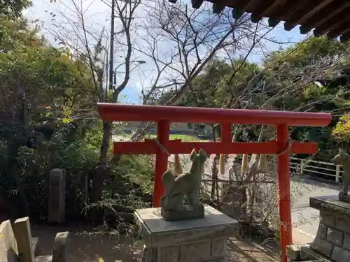 稲荷神社の鳥居