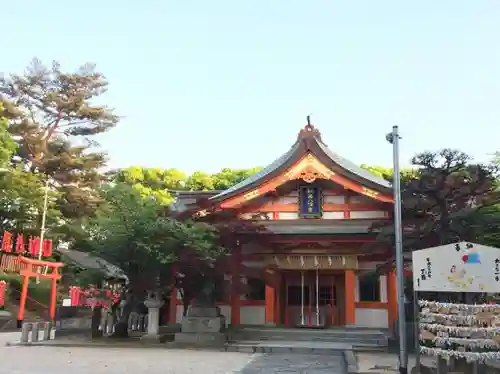 紅葉八幡宮の本殿・本堂