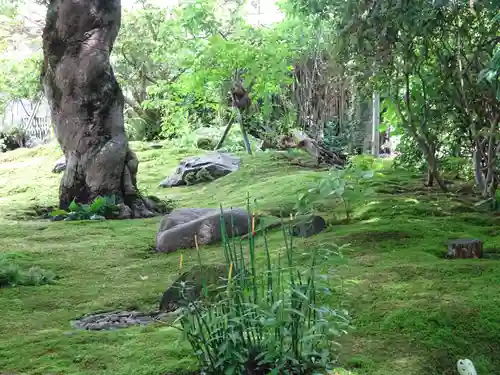 常福寺の庭園