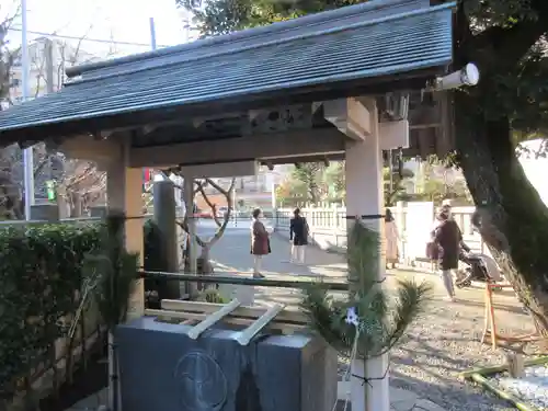 白鬚神社の手水舎