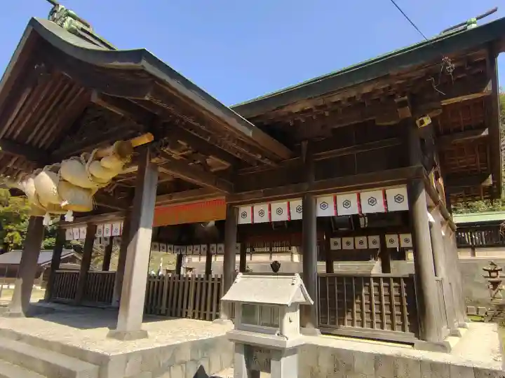 揖夜神社の{uncategorized: "未分類", other: "その他", undefined: "問題あり", building: "その他建物", grave: "お墓", sacred_gate: "鳥居", guardian: "狛犬", statue: "像", buddha: "仏像", history: "歴史", nature: "自然", garden: "庭園", animal: "動物", pagoda: "塔", temizu: "手水舎", mountain_gate: "山門・神門", sanctuary: "本殿・本堂", subordinate: "末社・摂社", art: "芸術", scenery: "景色", jizo: "地蔵", ema: "絵馬", goshuin: "御朱印", omikuji: "おみくじ", items: "授与品その他", amulet: "お守り", goshuincho: "御朱印帳", eats: "食事", festival: "お祭り", votive_dance: "神楽", shichigosan: "七五三参", wedding: "結婚式", experience: "体験その他", initially: "初詣", around: "周辺", anti_infection: "感染症対策"}