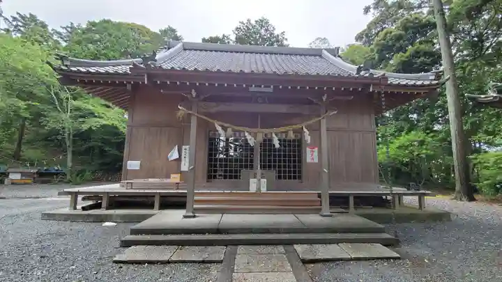 六所神社の本殿・本堂