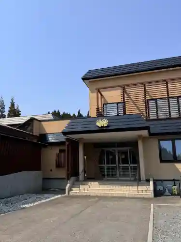 禅燈寺の{uncategorized: "未分類", other: "その他", undefined: "問題あり", building: "その他建物", grave: "お墓", sacred_gate: "鳥居", guardian: "狛犬", statue: "像", buddha: "仏像", history: "歴史", nature: "自然", garden: "庭園", animal: "動物", pagoda: "塔", temizu: "手水舎", mountain_gate: "山門・神門", sanctuary: "本殿・本堂", subordinate: "末社・摂社", art: "芸術", scenery: "景色", jizo: "地蔵", ema: "絵馬", goshuin: "御朱印", omikuji: "おみくじ", items: "授与品その他", amulet: "お守り", goshuincho: "御朱印帳", eats: "食事", festival: "お祭り", votive_dance: "神楽", shichigosan: "七五三参", wedding: "結婚式", experience: "体験その他", initially: "初詣", around: "周辺", anti_infection: "感染症対策"}