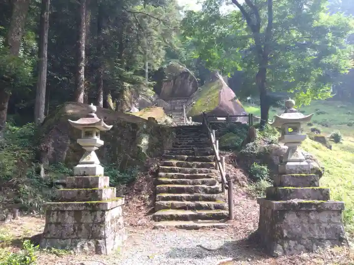 岩屋神社(妙見神社 祖師野八幡宮摂社)(岐阜県)