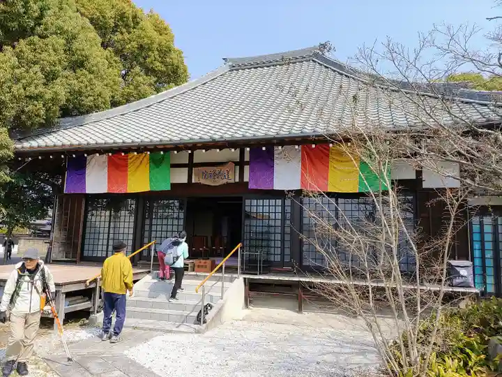 蓮蔵院の本殿・本堂