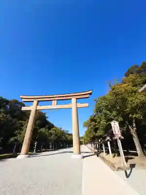 橿原神宮の{uncategorized: "未分類", other: "その他", undefined: "問題あり", building: "その他建物", grave: "お墓", sacred_gate: "鳥居", guardian: "狛犬", statue: "像", buddha: "仏像", history: "歴史", nature: "自然", garden: "庭園", animal: "動物", pagoda: "塔", temizu: "手水舎", mountain_gate: "山門・神門", sanctuary: "本殿・本堂", subordinate: "末社・摂社", art: "芸術", scenery: "景色", jizo: "地蔵", ema: "絵馬", goshuin: "御朱印", omikuji: "おみくじ", items: "授与品その他", amulet: "お守り", goshuincho: "御朱印帳", eats: "食事", festival: "お祭り", votive_dance: "神楽", shichigosan: "七五三参", wedding: "結婚式", experience: "体験その他", initially: "初詣", around: "周辺", anti_infection: "感染症対策"}