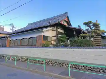 薬師寺の本殿・本堂