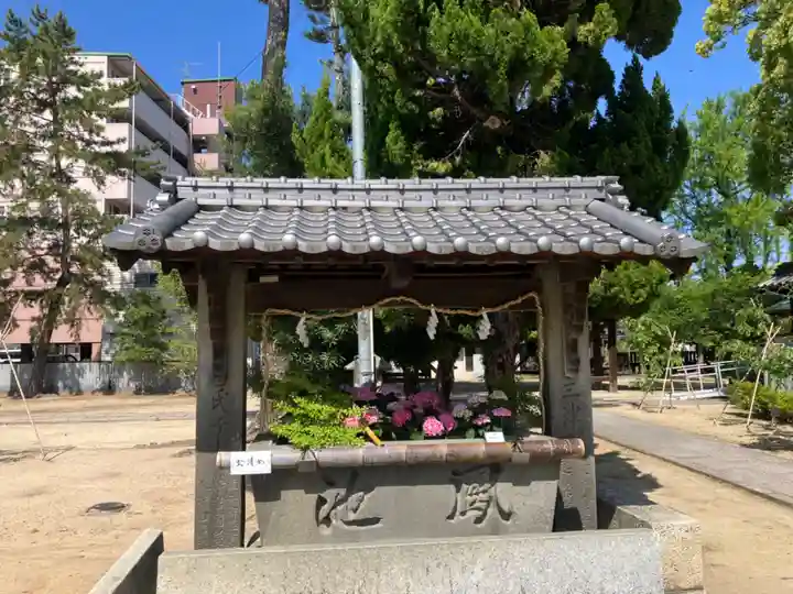 三津厳島神社の手水舎