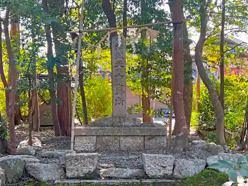 下新川神社の建物その他