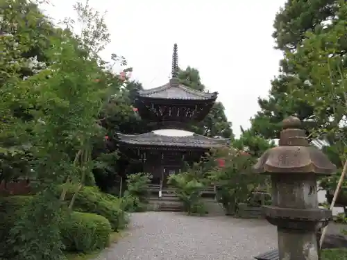 穴太寺の塔