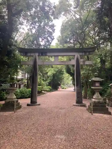 大和神社の鳥居