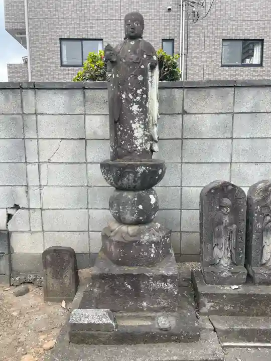 谷津観音堂の{uncategorized: "未分類", other: "その他", undefined: "問題あり", building: "その他建物", grave: "お墓", sacred_gate: "鳥居", guardian: "狛犬", statue: "像", buddha: "仏像", history: "歴史", nature: "自然", garden: "庭園", animal: "動物", pagoda: "塔", temizu: "手水舎", mountain_gate: "山門・神門", sanctuary: "本殿・本堂", subordinate: "末社・摂社", art: "芸術", scenery: "景色", jizo: "地蔵", ema: "絵馬", goshuin: "御朱印", omikuji: "おみくじ", items: "授与品その他", amulet: "お守り", goshuincho: "御朱印帳", eats: "食事", festival: "お祭り", votive_dance: "神楽", shichigosan: "七五三参", wedding: "結婚式", experience: "体験その他", initially: "初詣", around: "周辺", anti_infection: "感染症対策"}
