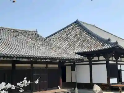 元興寺の{uncategorized: "未分類", other: "その他", undefined: "問題あり", building: "その他建物", grave: "お墓", sacred_gate: "鳥居", guardian: "狛犬", statue: "像", buddha: "仏像", history: "歴史", nature: "自然", garden: "庭園", animal: "動物", pagoda: "塔", temizu: "手水舎", mountain_gate: "山門・神門", sanctuary: "本殿・本堂", subordinate: "末社・摂社", art: "芸術", scenery: "景色", jizo: "地蔵", ema: "絵馬", goshuin: "御朱印", omikuji: "おみくじ", items: "授与品その他", amulet: "お守り", goshuincho: "御朱印帳", eats: "食事", festival: "お祭り", votive_dance: "神楽", shichigosan: "七五三参", wedding: "結婚式", experience: "体験その他", initially: "初詣", around: "周辺", anti_infection: "感染症対策"}