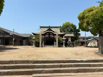 蛭子神社の{uncategorized: "未分類", other: "その他", undefined: "問題あり", building: "その他建物", grave: "お墓", sacred_gate: "鳥居", guardian: "狛犬", statue: "像", buddha: "仏像", history: "歴史", nature: "自然", garden: "庭園", animal: "動物", pagoda: "塔", temizu: "手水舎", mountain_gate: "山門・神門", sanctuary: "本殿・本堂", subordinate: "末社・摂社", art: "芸術", scenery: "景色", jizo: "地蔵", ema: "絵馬", goshuin: "御朱印", omikuji: "おみくじ", items: "授与品その他", amulet: "お守り", goshuincho: "御朱印帳", eats: "食事", festival: "お祭り", votive_dance: "神楽", shichigosan: "七五三参", wedding: "結婚式", experience: "体験その他", initially: "初詣", around: "周辺", anti_infection: "感染症対策"}