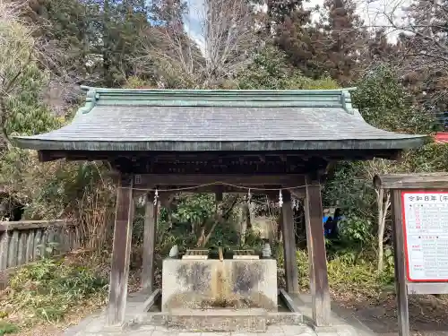 今市瀧尾神社の{uncategorized: "未分類", other: "その他", undefined: "問題あり", building: "その他建物", grave: "お墓", sacred_gate: "鳥居", guardian: "狛犬", statue: "像", buddha: "仏像", history: "歴史", nature: "自然", garden: "庭園", animal: "動物", pagoda: "塔", temizu: "手水舎", mountain_gate: "山門・神門", sanctuary: "本殿・本堂", subordinate: "末社・摂社", art: "芸術", scenery: "景色", jizo: "地蔵", ema: "絵馬", goshuin: "御朱印", omikuji: "おみくじ", items: "授与品その他", amulet: "お守り", goshuincho: "御朱印帳", eats: "食事", festival: "お祭り", votive_dance: "神楽", shichigosan: "七五三参", wedding: "結婚式", experience: "体験その他", initially: "初詣", around: "周辺", anti_infection: "感染症対策"}