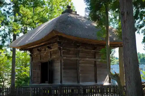 魚沼神社の建物その他