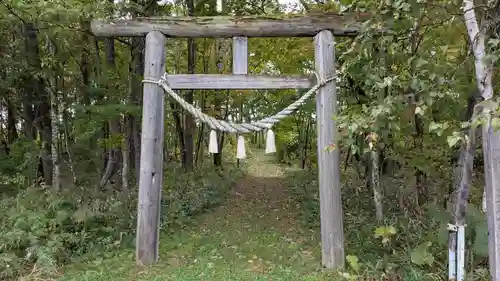 元札内神社の鳥居