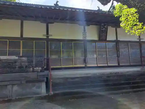 蓮城寺の本殿