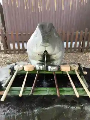 調神社の手水舎