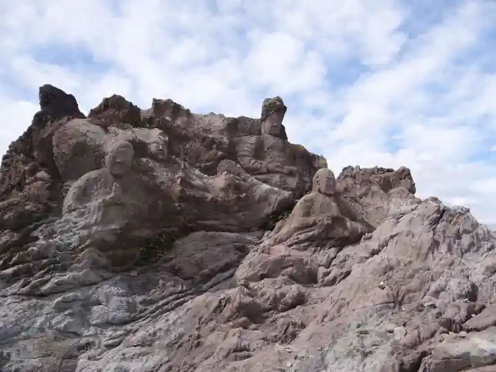 十六羅漢岩 (山形県)