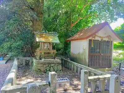 八剱神社・神明社合殿の末社・摂社