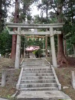 八幡神社の鳥居