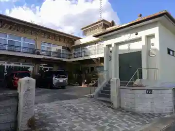 信厚寺の本殿・本堂