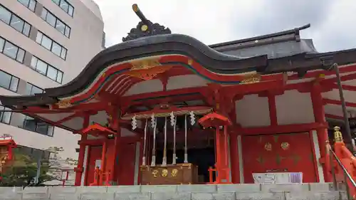 花園神社の本殿・本堂