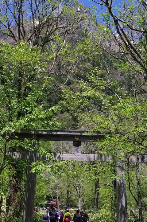 穂高神社奥宮の鳥居
