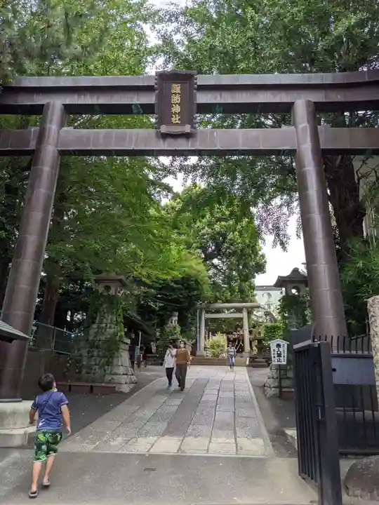 諏訪神社の鳥居