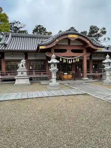 百済王神社の本殿・本堂