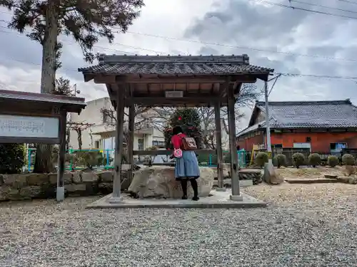 木部神社の手水舎