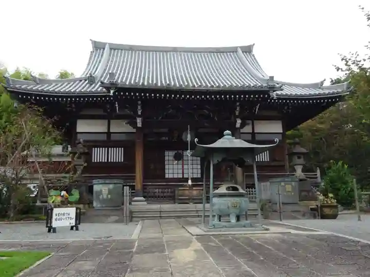 妙蓮寺の本殿・本堂