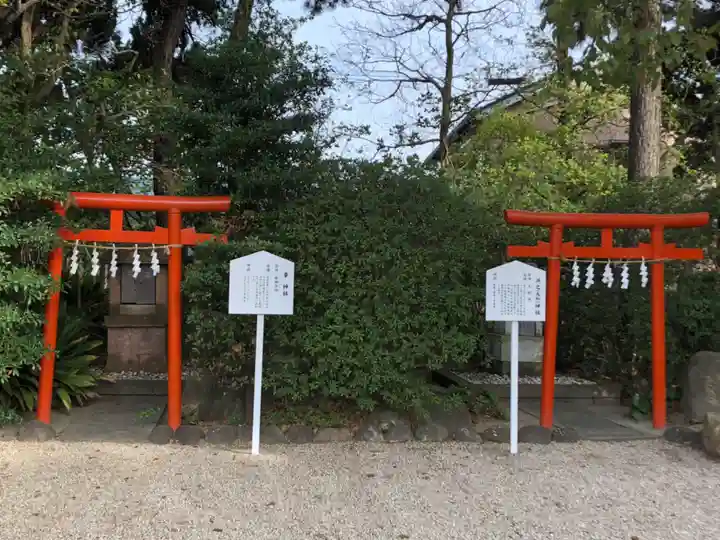 荒井神社の末社・摂社