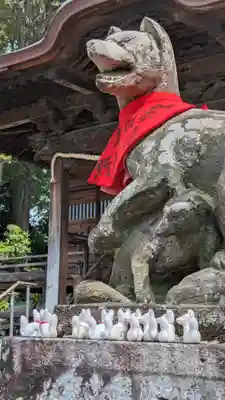 尾曳稲荷神社の狛犬