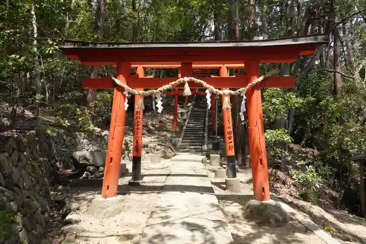 阿爲神社の末社・摂社