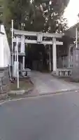 桐ヶ谷氷川神社の鳥居
