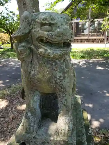 小勢護国神社の狛犬