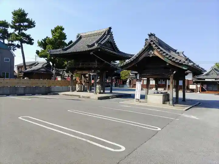 妙福寺の山門・神門